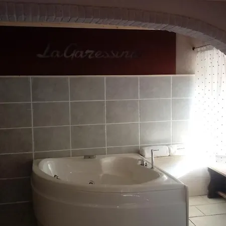 Séjour à la ferme Lagaressina Anna - Jacuzzi &