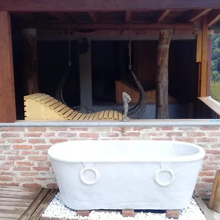 Séjour à la ferme Lagaressina Anna - Jacuzzi & *